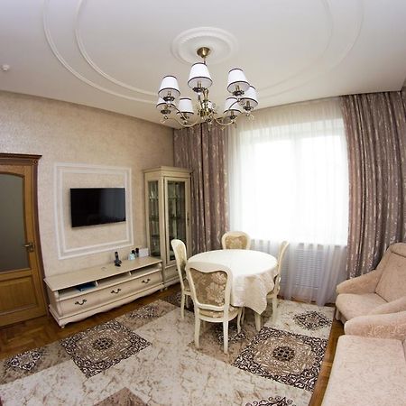 Hotel Vesta Brest Bagian luar foto