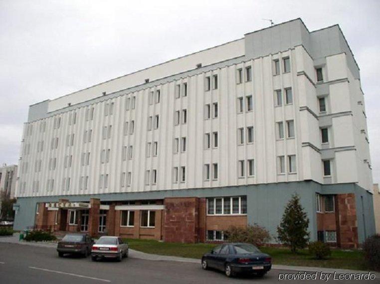 Hotel Vesta Brest Bagian luar foto