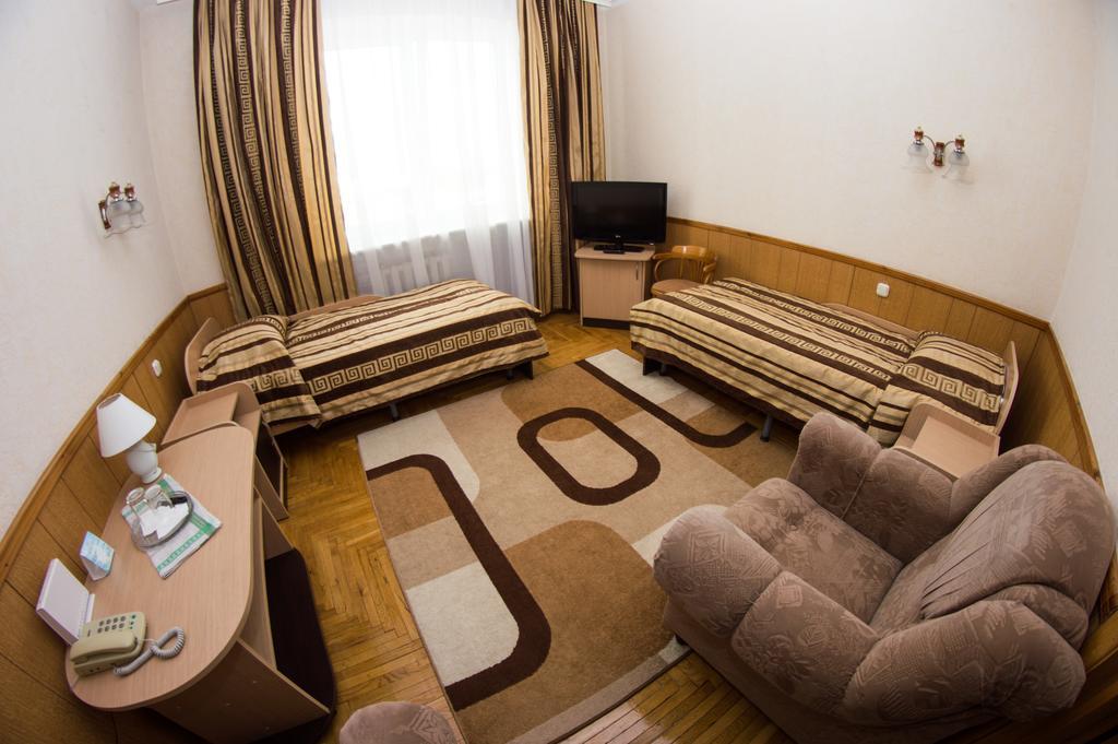 Hotel Vesta Brest Bagian luar foto