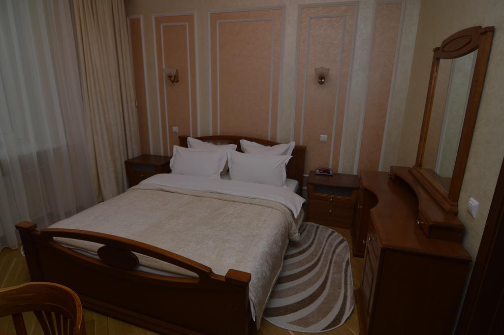Hotel Vesta Brest Bagian luar foto