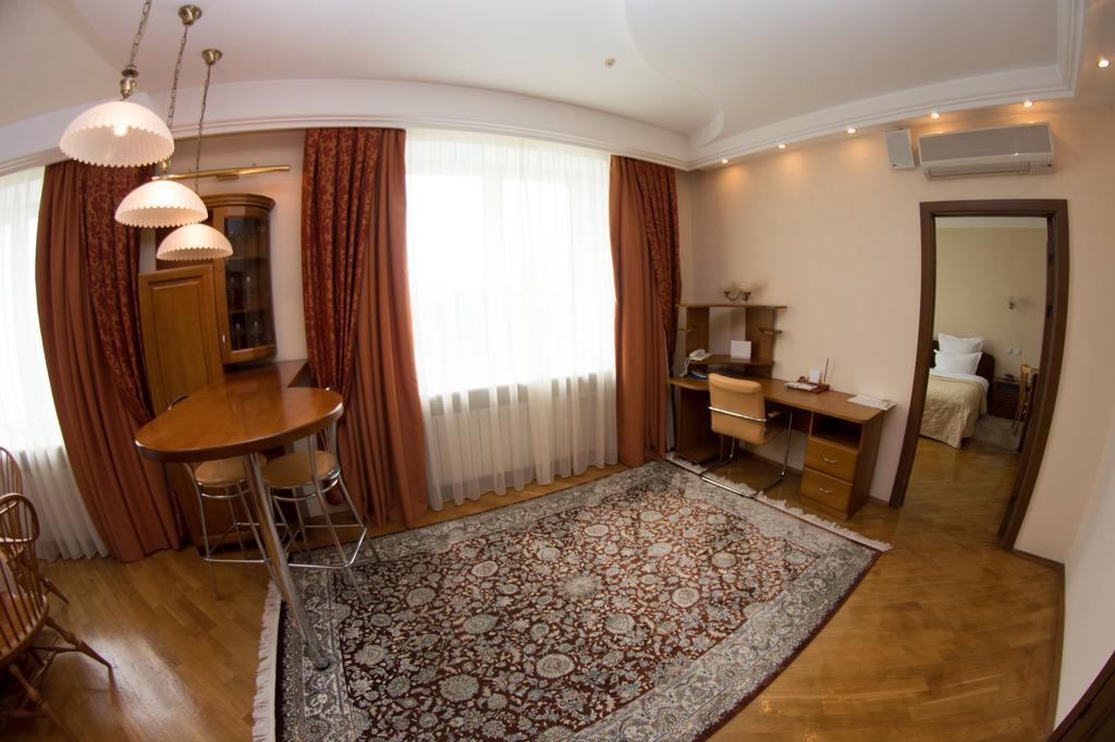 Hotel Vesta Brest Bagian luar foto