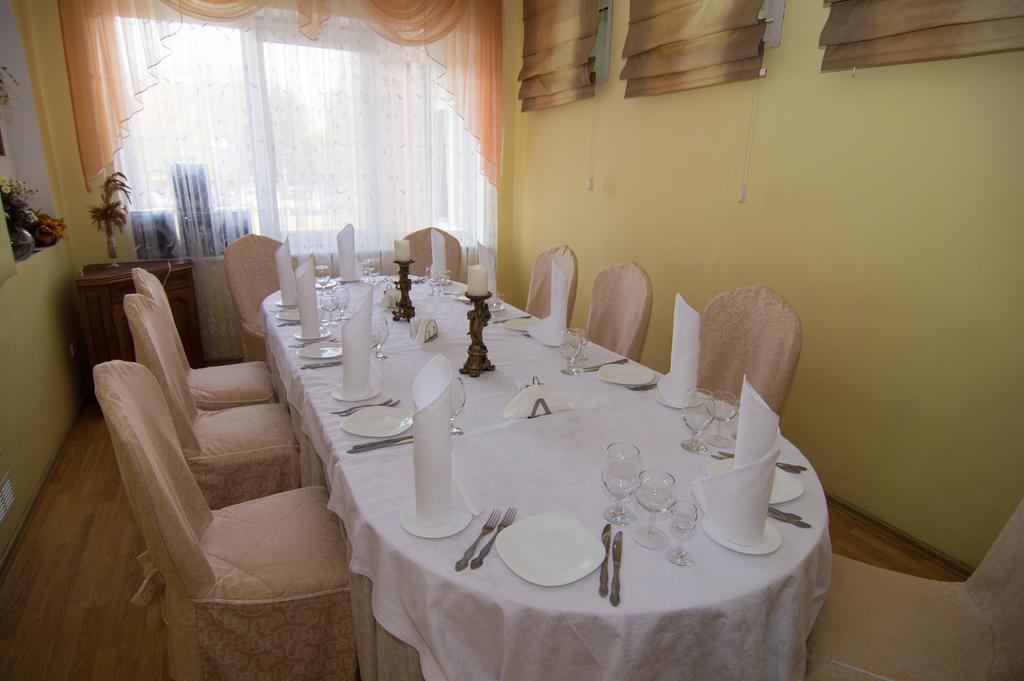 Hotel Vesta Brest Bagian luar foto